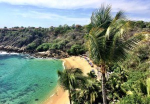 Puerto Escondido, Mexico - Beach Vacation with Kids - pint size pilot