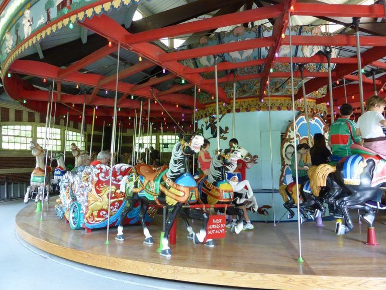 Carousel Central Park pint size pilot Carousel Central Park pint size pilot
