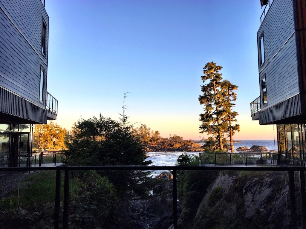 Accommodations in Ucluelet – Black Rock Oceanfront Resort