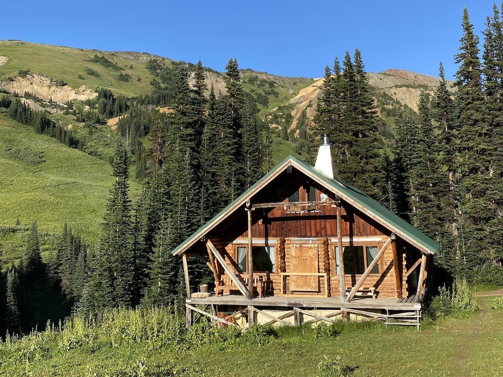 Summer Hiking Experiences at Whitecap Alpine - Whitecap Alpine