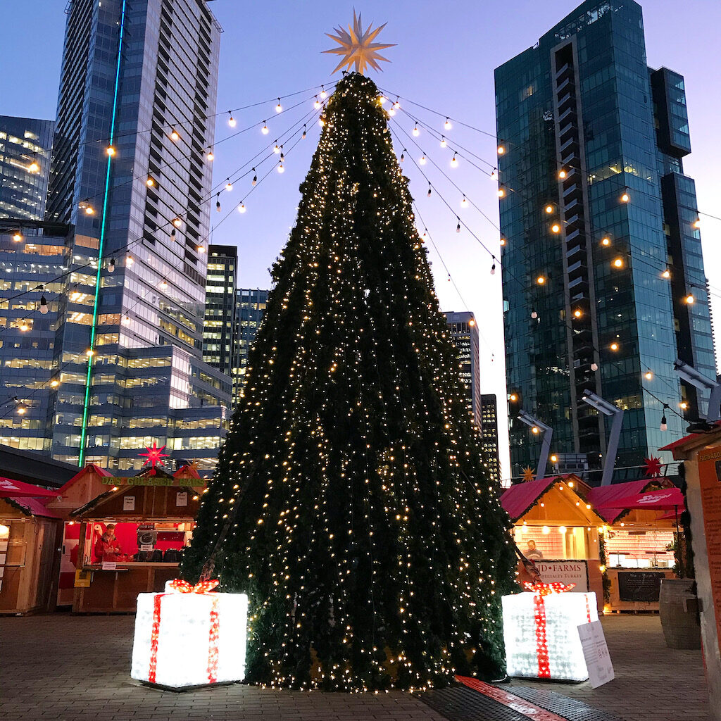 Magical vancouver christmas trees & display locations you need to see 15 Image