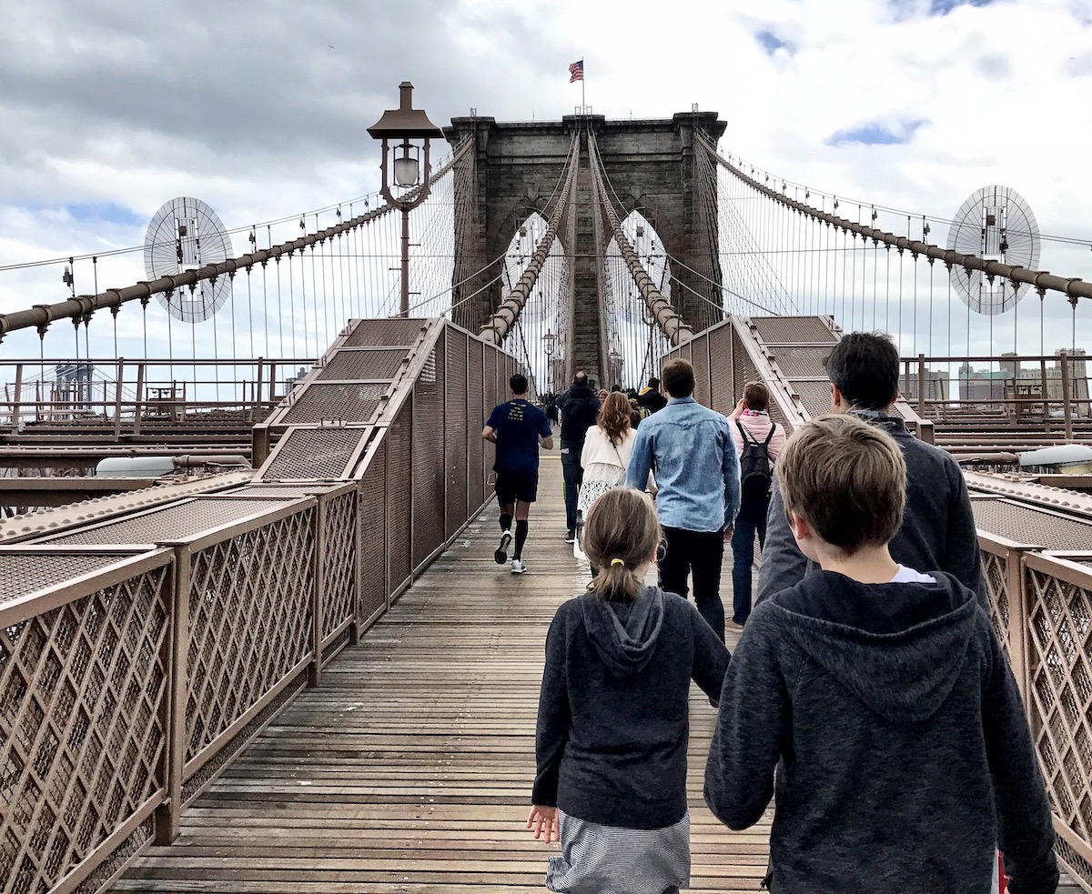 Walking over the Brooklyn Bridge with Kids